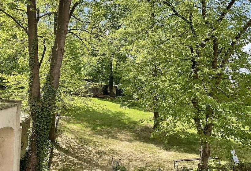 בית מלון כפרי Tynec