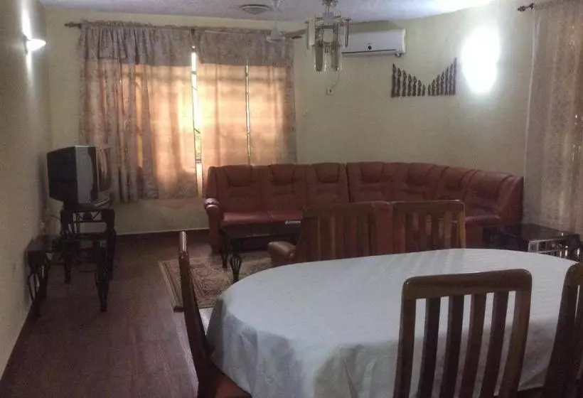 Majatalo Osdahouse Lodge