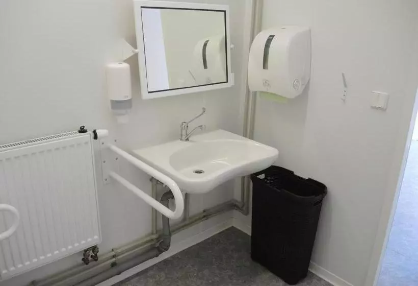 Majatalo Sportovní Areál Horní Počaply