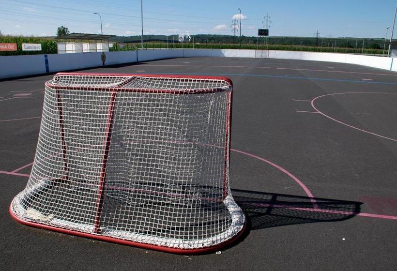 Panzió Sportovní Areál Horní Počaply