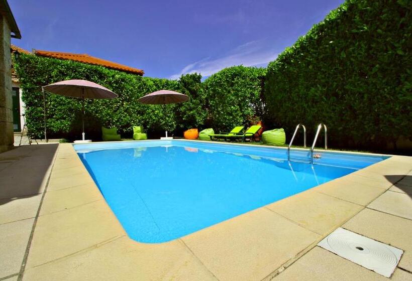 Пансион Casa Do Adro De Parada