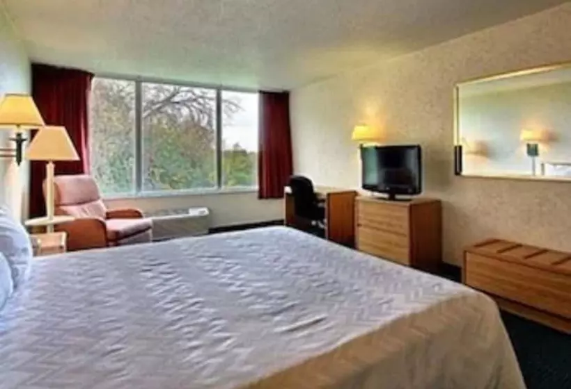 هتل Airport Inn Flint