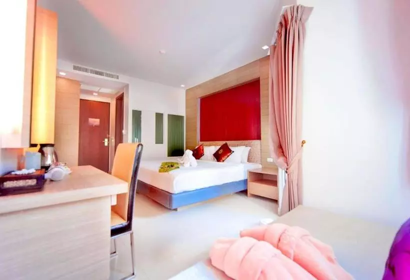 فندق Andatel Grandé Patong Phuket