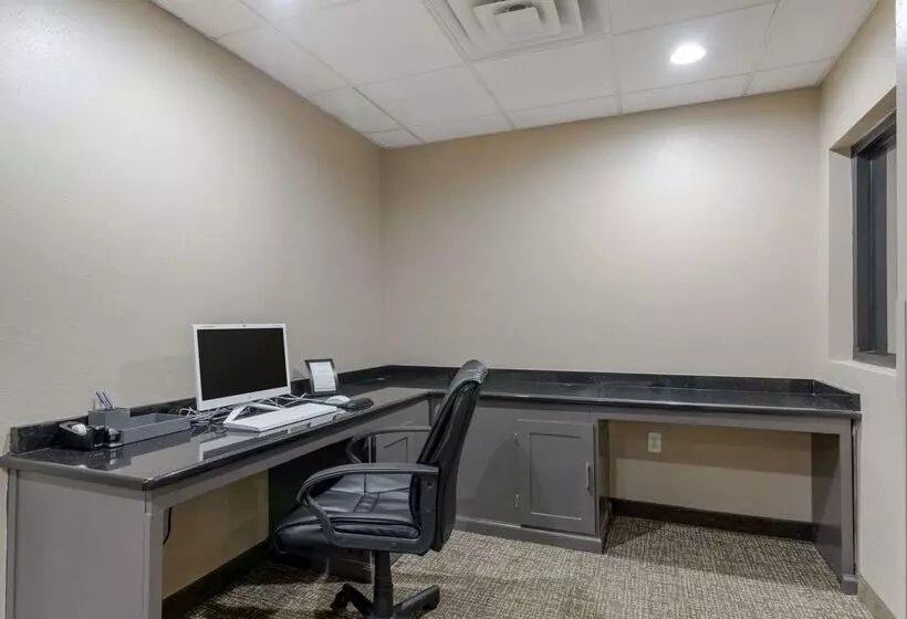 Hotel Comfort Suites Columbus State University Area