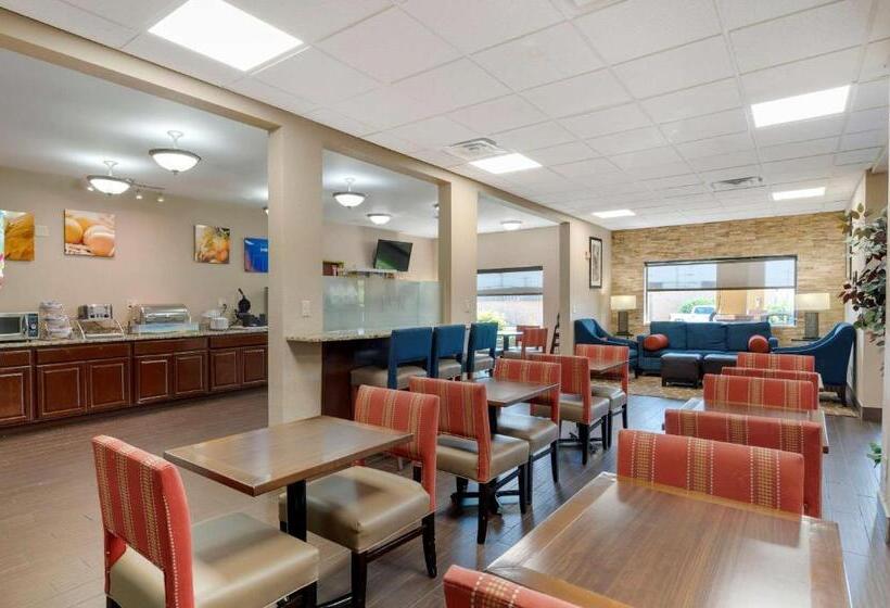 Отель Comfort Suites Miamisburg Dayton South