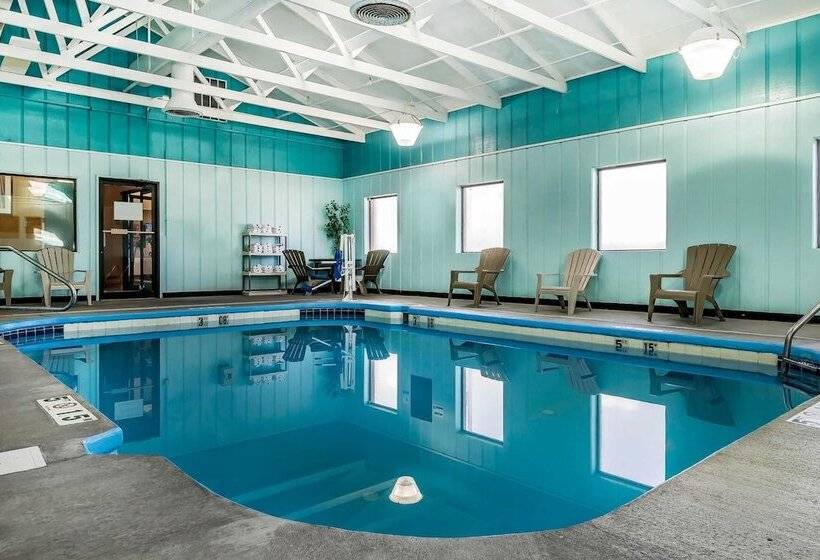 Отель Comfort Suites Miamisburg Dayton South