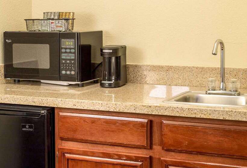 فندق Comfort Suites Fort Worth North Fossil Creek