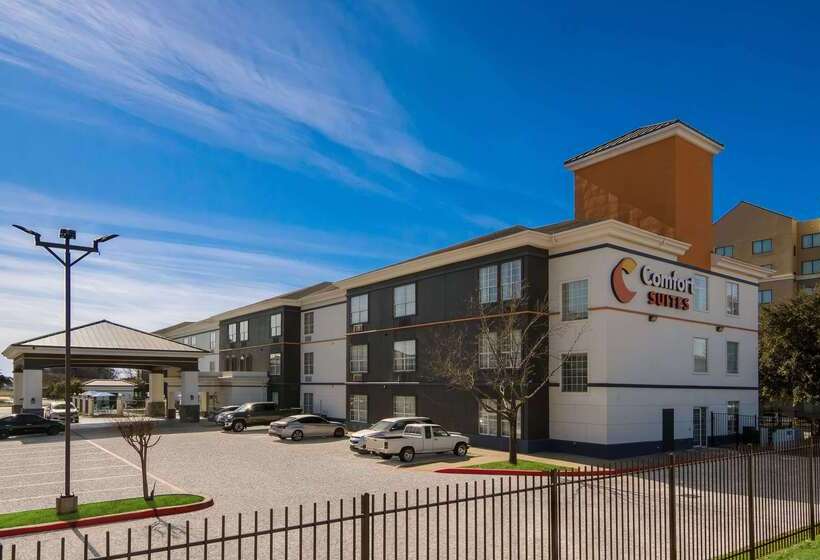 فندق Comfort Suites Fort Worth North Fossil Creek