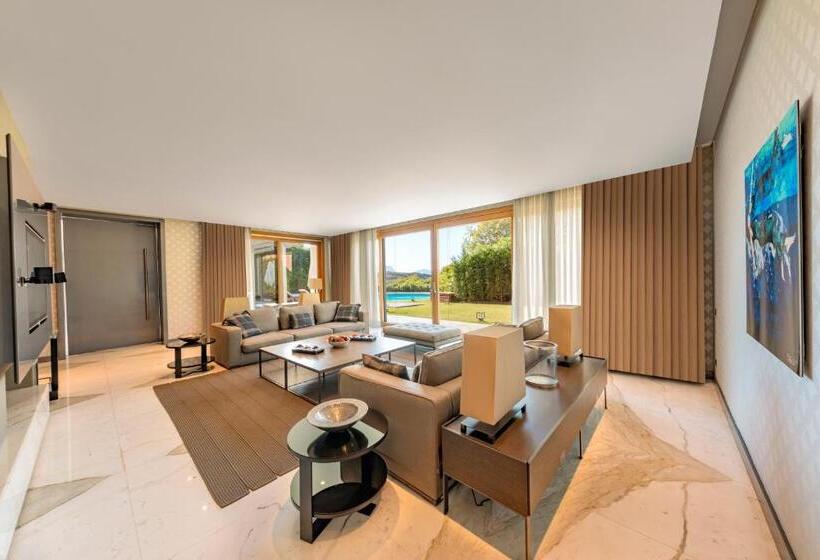 Отель D Maris Bay