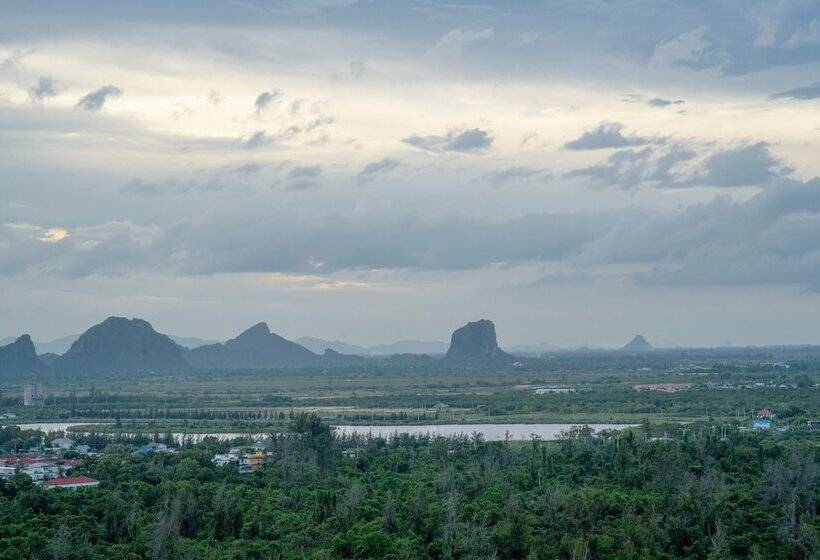 בית מלון כפרי Golden Beach Chaam