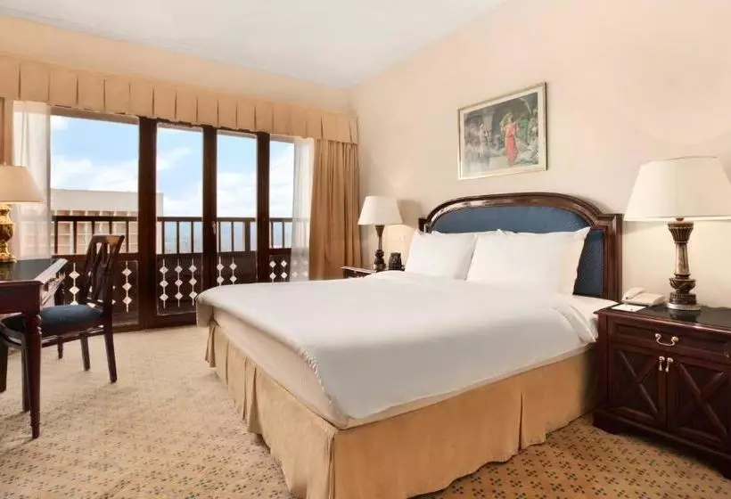 Cairo World Trade Center Hotel & Residences