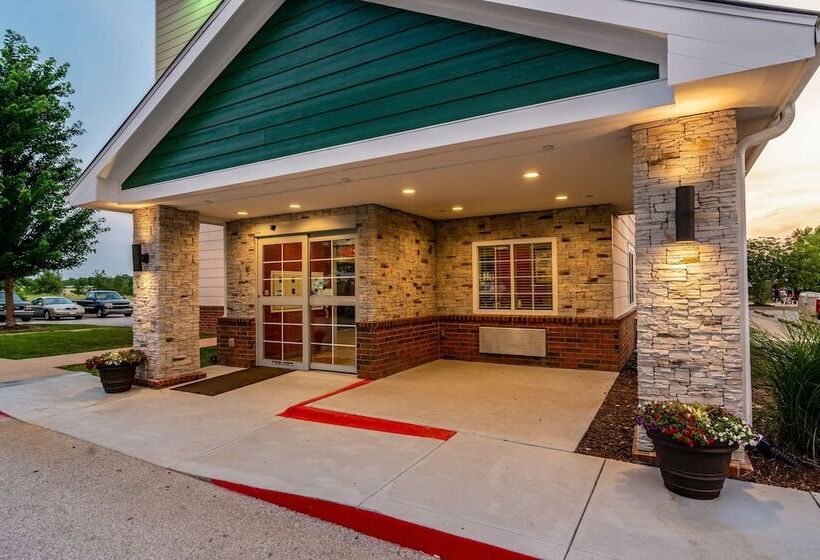 ホテル Hometowne Studios & Suites By Red Roof Bentonville