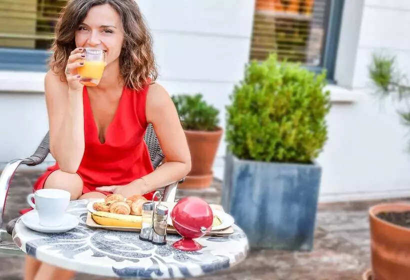 호텔 Ibis Styles Bordeaux Centre Gare