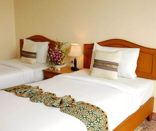 هتل Krabi Phetpailin