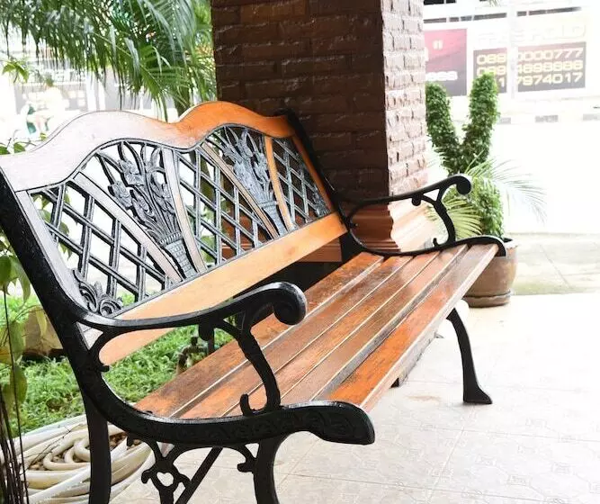 هتل Krabi Phetpailin