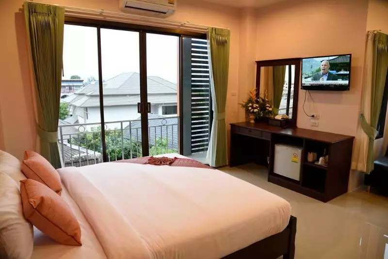 هتل Krabi Phetpailin