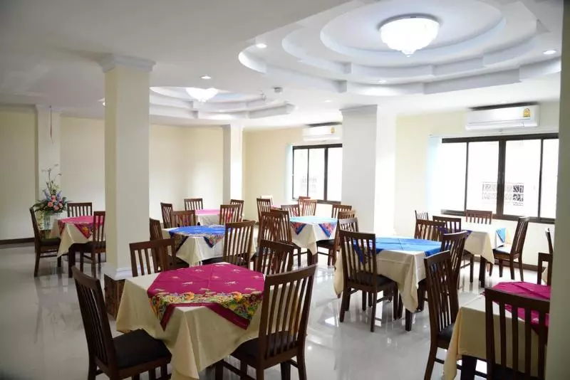 هتل Krabi Phetpailin