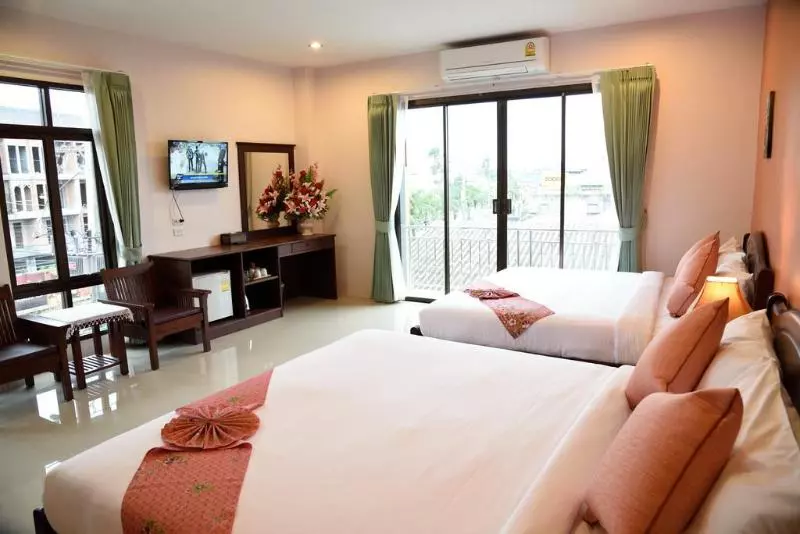 هتل Krabi Phetpailin