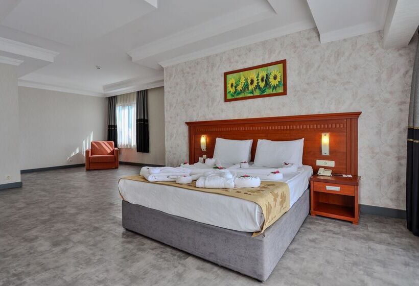 هتل Laphetos Beach Resort & Spa   All Inclusive