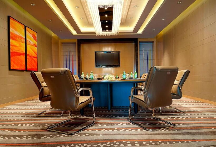 ホテル Le Méridien Qingdao