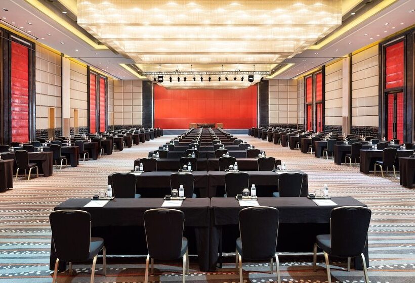 ホテル Le Méridien Qingdao