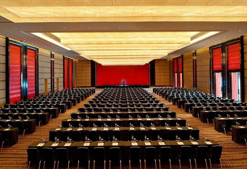 ホテル Le Méridien Qingdao