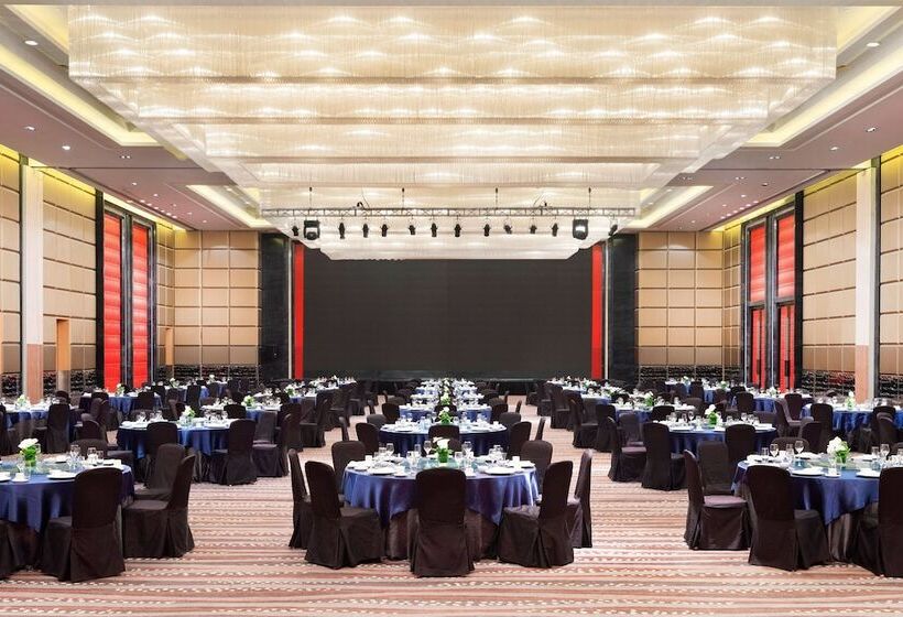 ホテル Le Méridien Qingdao