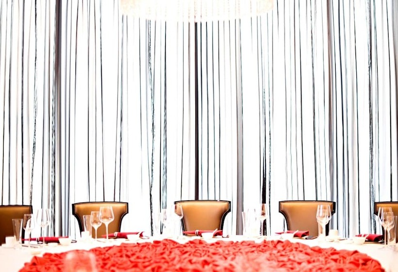 ホテル Le Méridien Qingdao