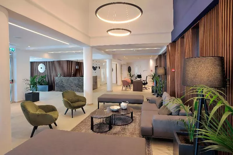 酒店 Okeanos Beach Boutique