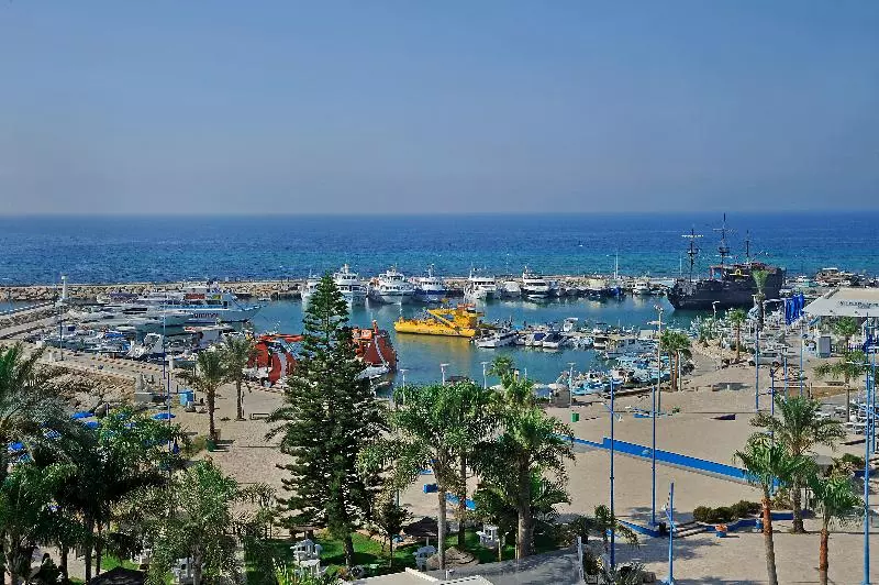 酒店 Okeanos Beach Boutique