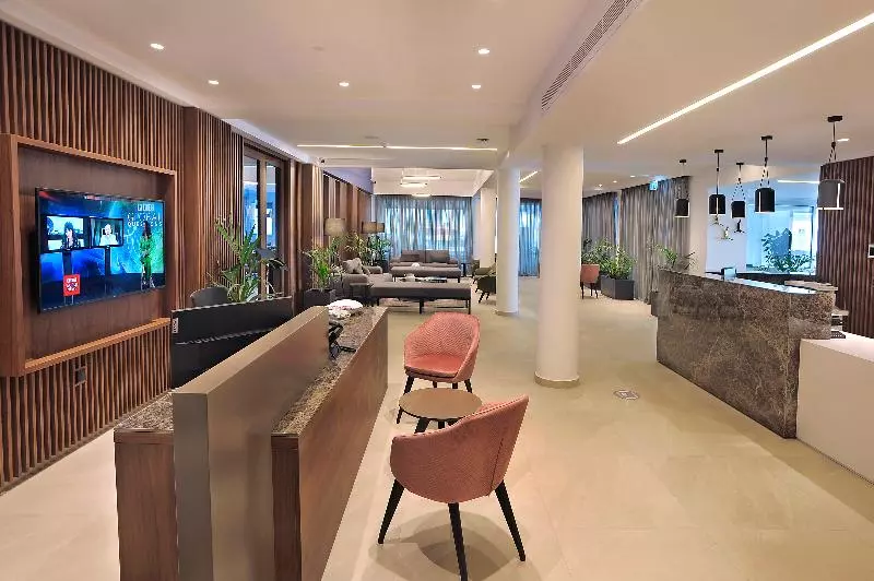 酒店 Okeanos Beach Boutique