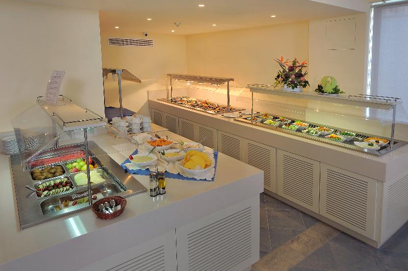 בית מלון כפרי Okeanos Beach Boutique