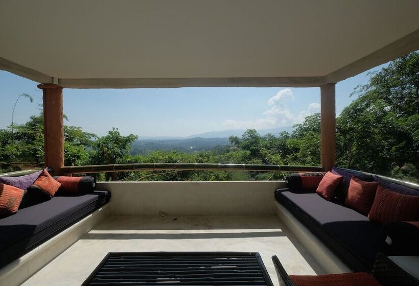 فندق Phu Chaisai Chiang Rai Mountain Resort