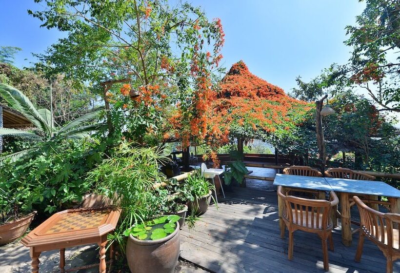 فندق Phu Chaisai Chiang Rai Mountain Resort