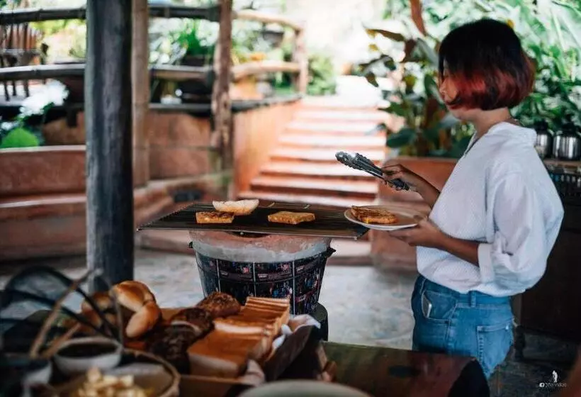 فندق Phu Chaisai Chiang Rai Mountain Resort