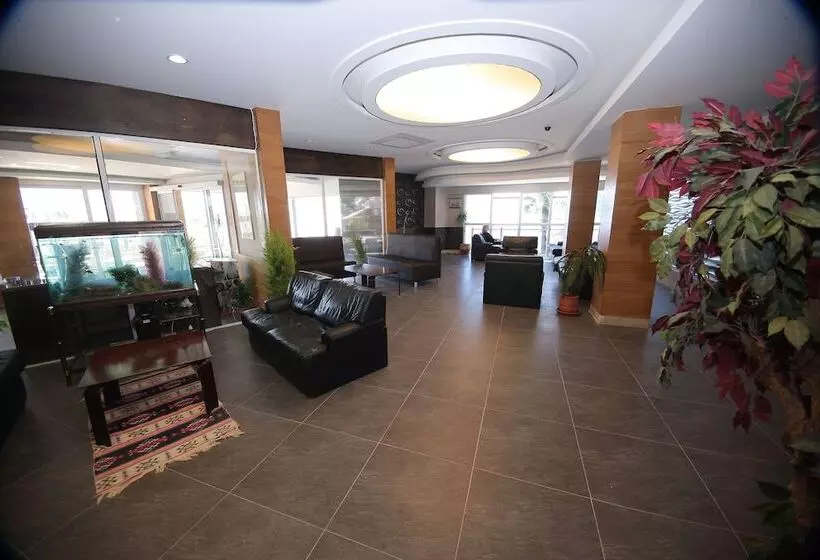 ホテル Mehtap Beach