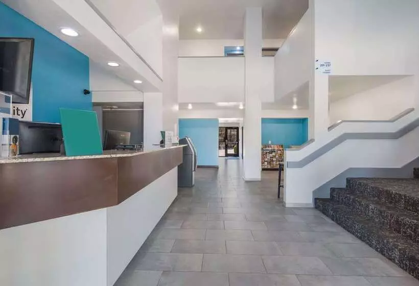 ホテル Quality Inn & Suites Richardsondallas