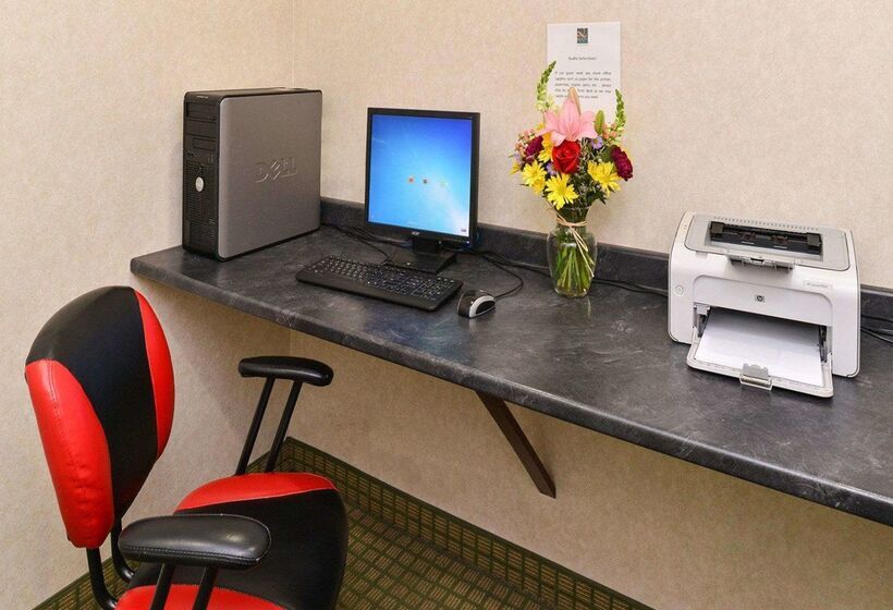 בית מלון כפרי Quality Suites