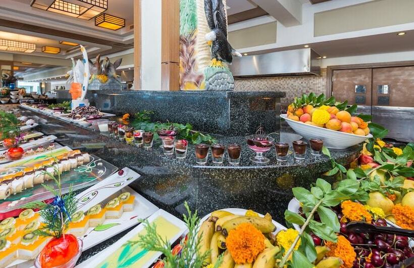 فندق Royal Atlantis Spa & Resort