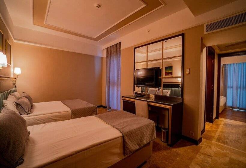 בית מלון כפרי Royal Atlantis Spa & Resort