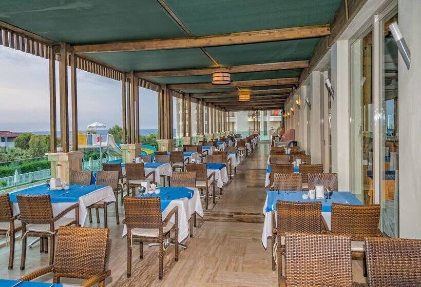 בית מלון כפרי Royal Atlantis Spa & Resort