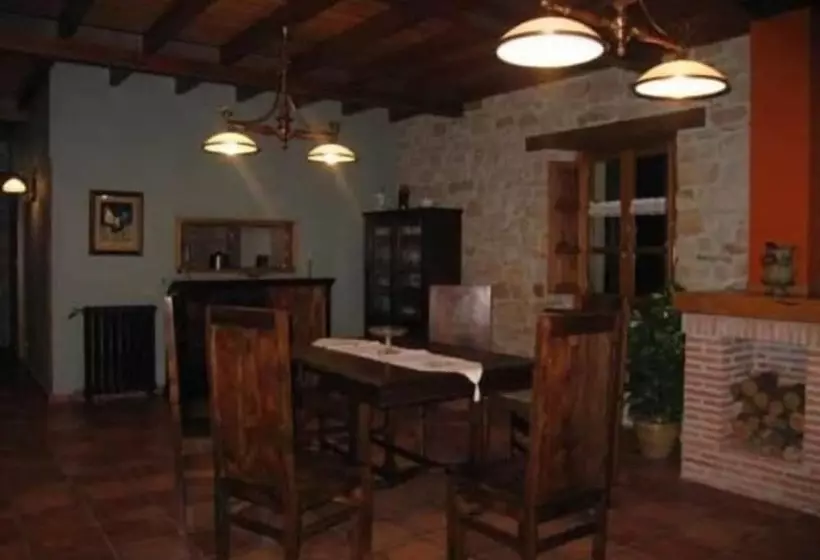 هتل روستایی Casona De Tresali