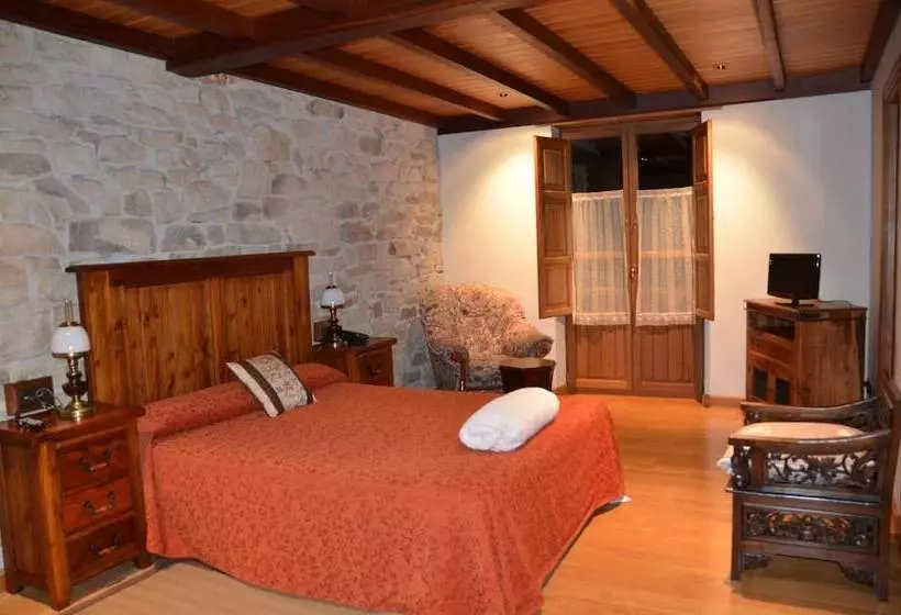 هتل روستایی Casona De Tresali