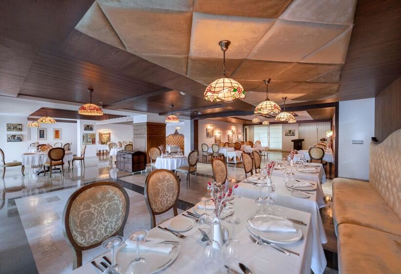 Отель Sentido Kamelya Selin Luxury Resort & Spa