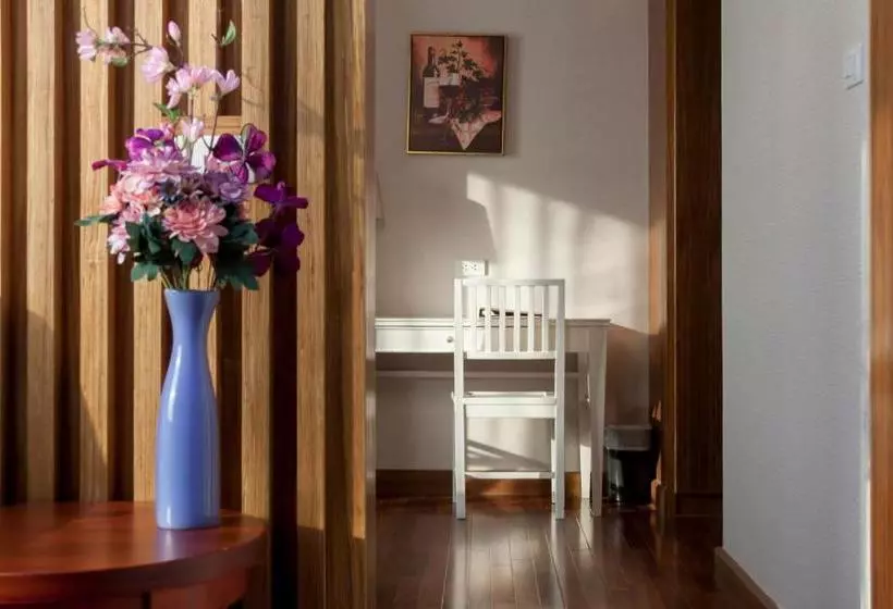 هتل The Travellers