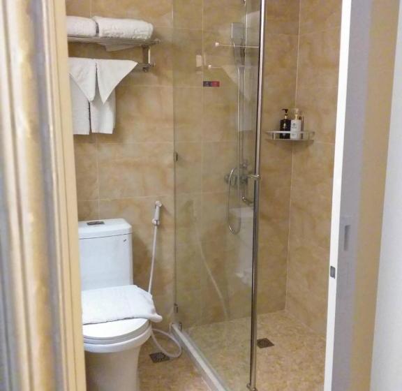 هتل The Travellers