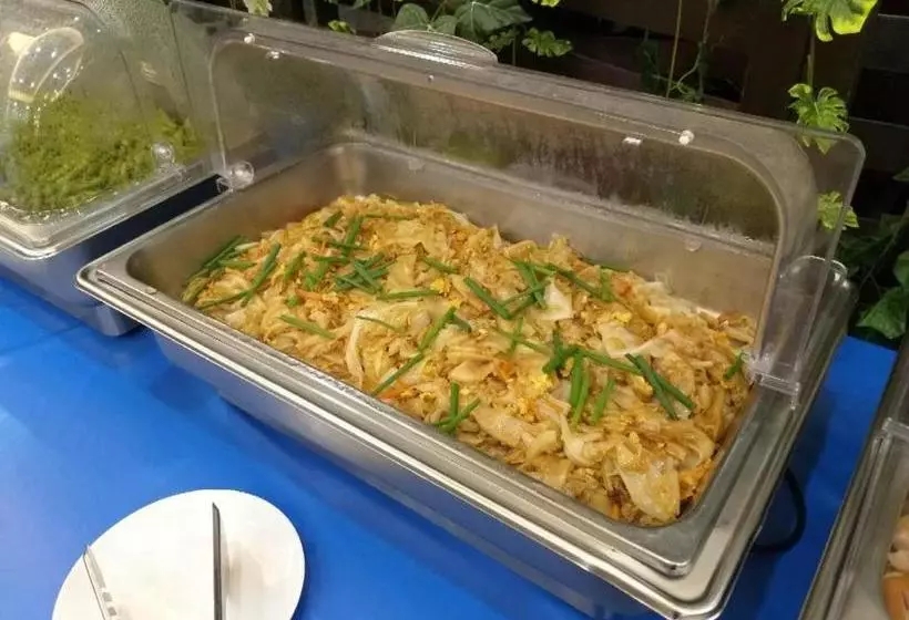 هتل The Travellers