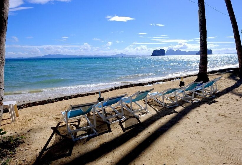 Koh Ngai Cliff Beach Resort