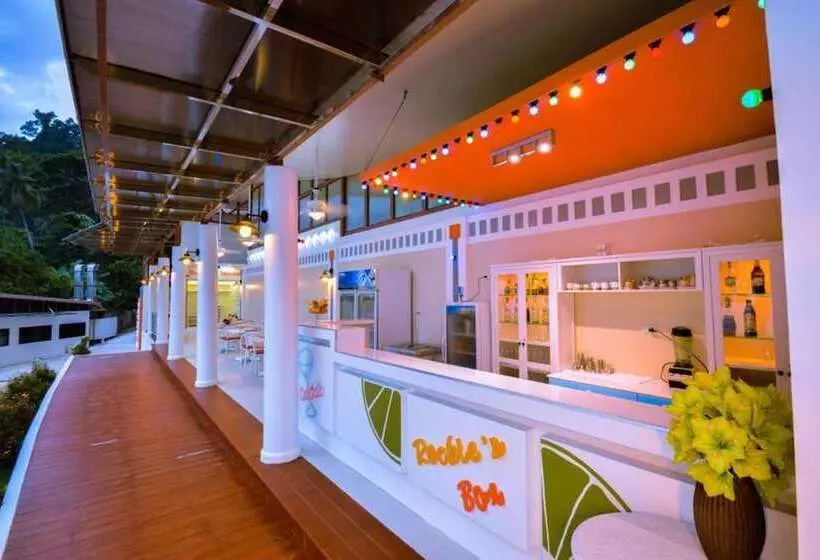 Koh Ngai Cliff Beach Resort