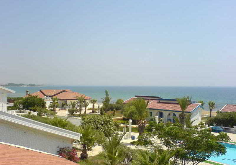 Long Beach Hotel & Villas